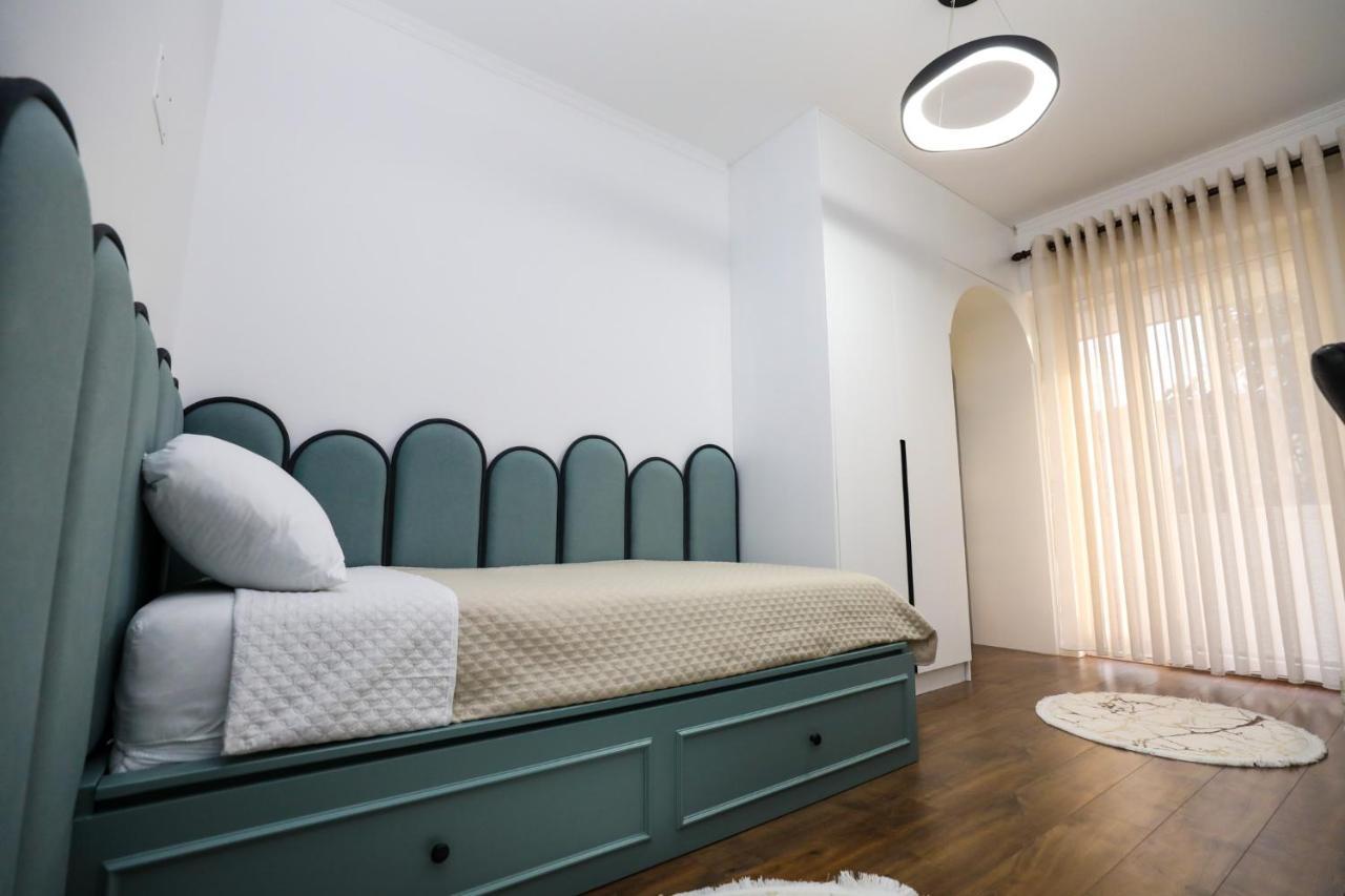 Tirana Center Apartment - Your Cosy Corner Buitenkant foto