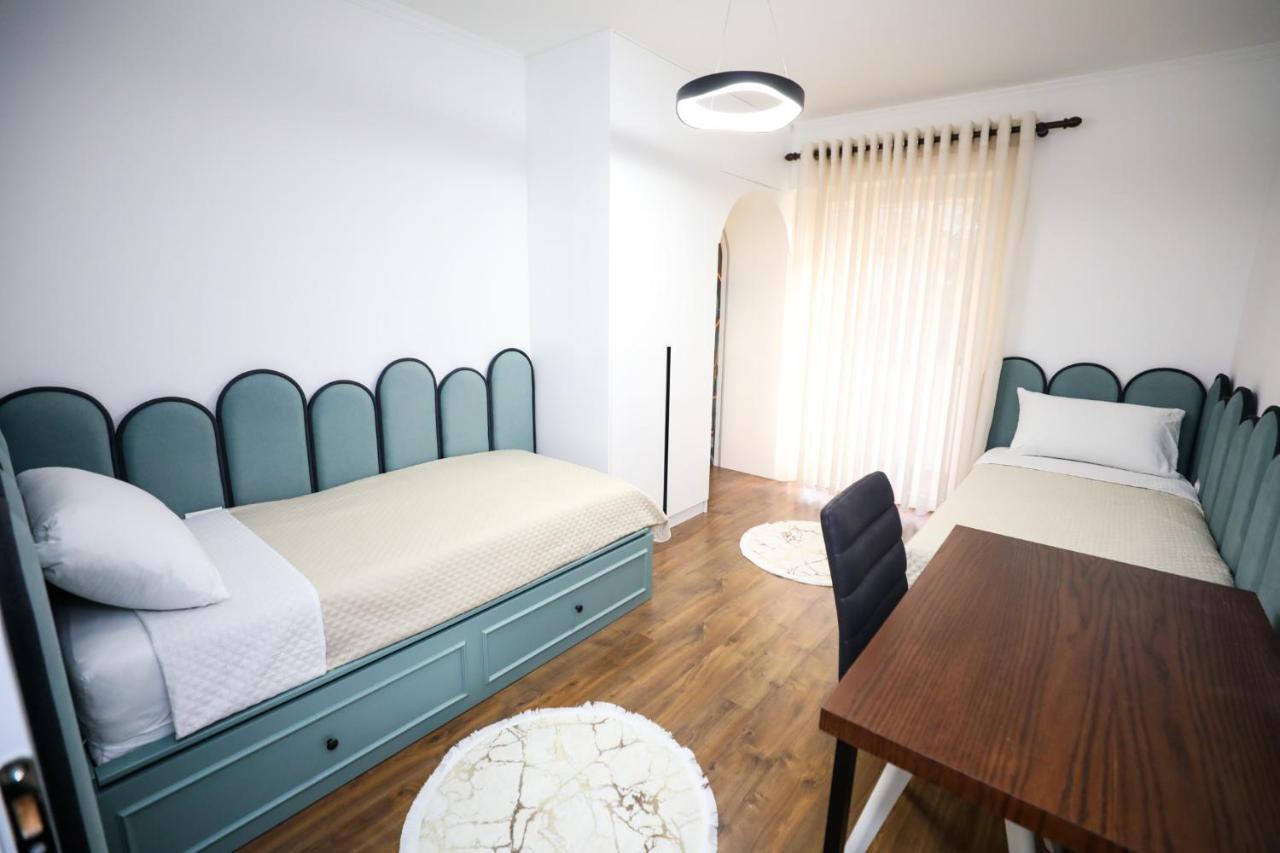 Tirana Center Apartment - Your Cosy Corner Buitenkant foto