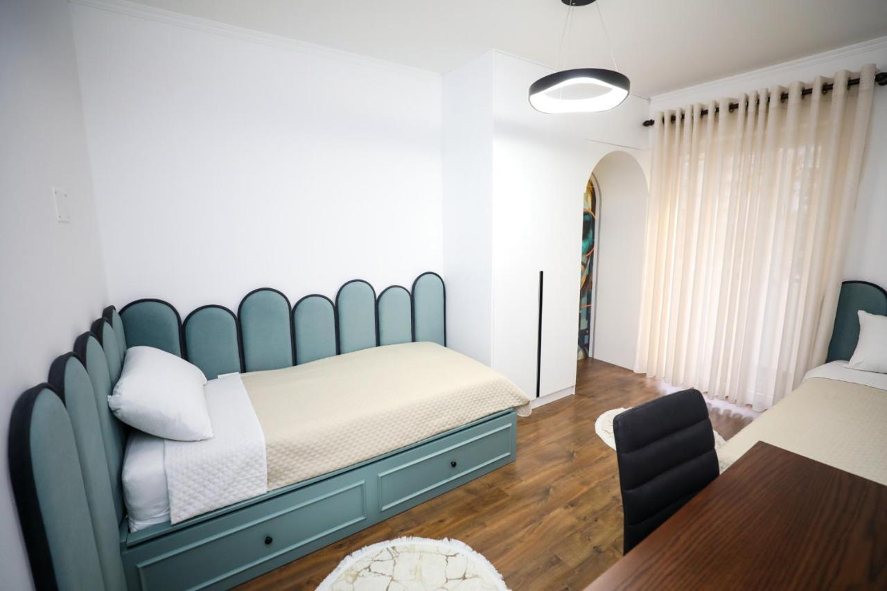 Tirana Center Apartment - Your Cosy Corner Buitenkant foto